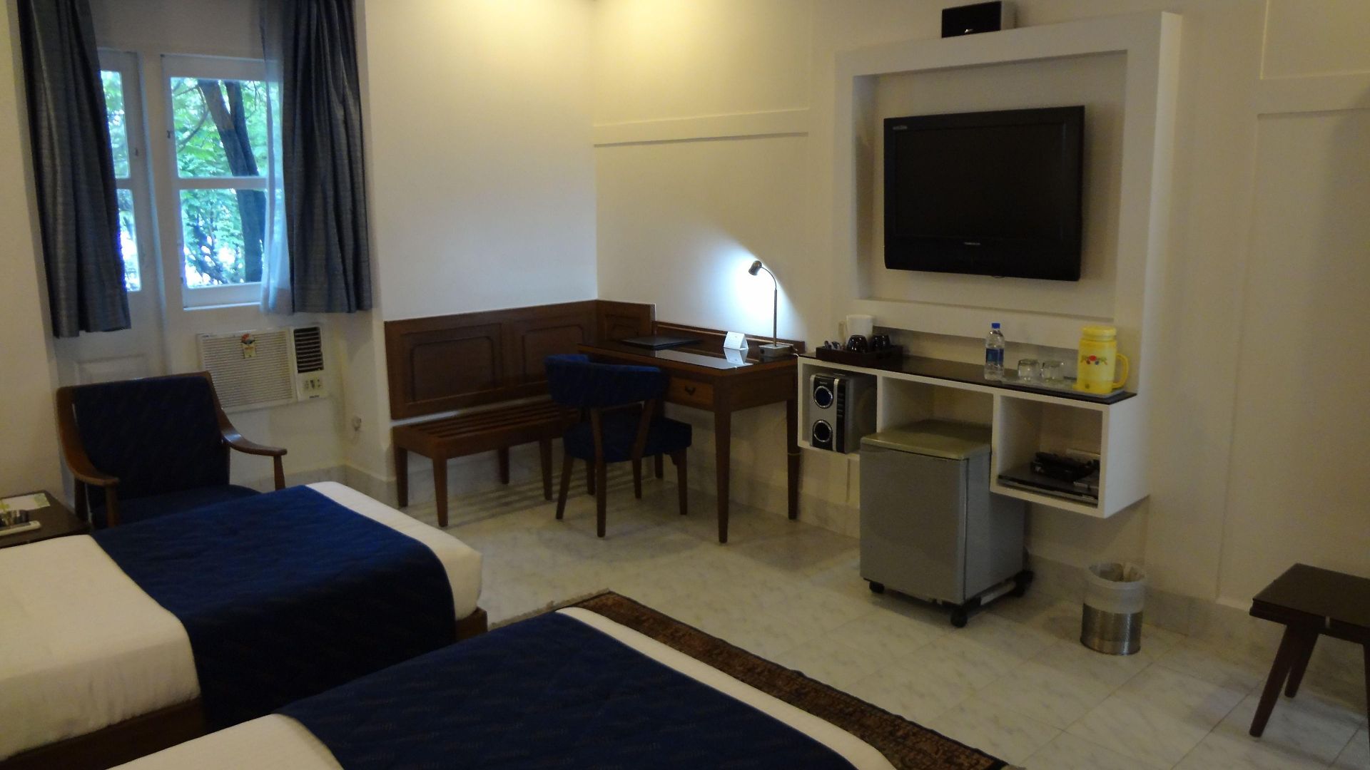 Grand - Ballard Estate, Hotel