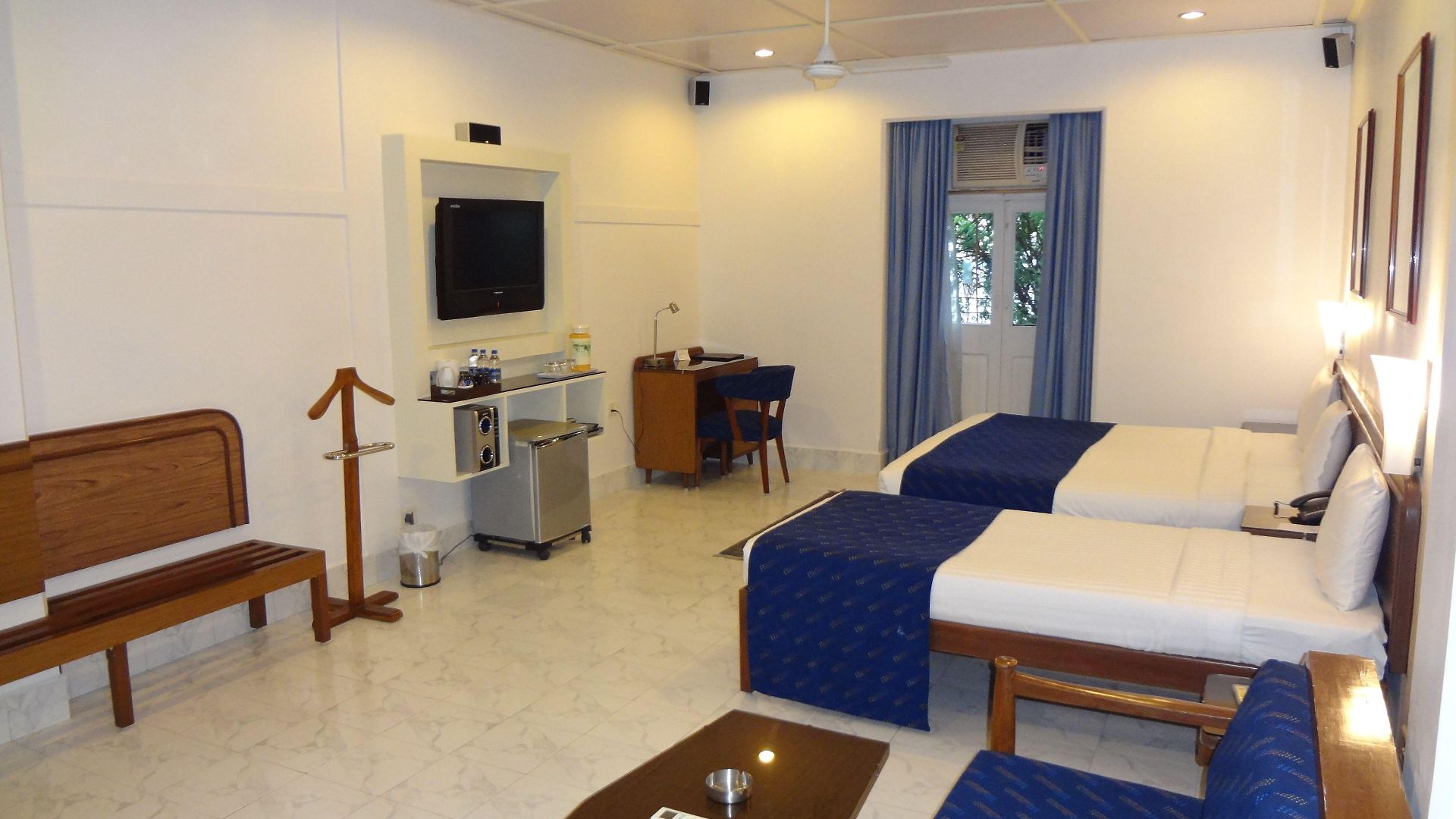 Hotel Grand - Ballard Estate, 3*