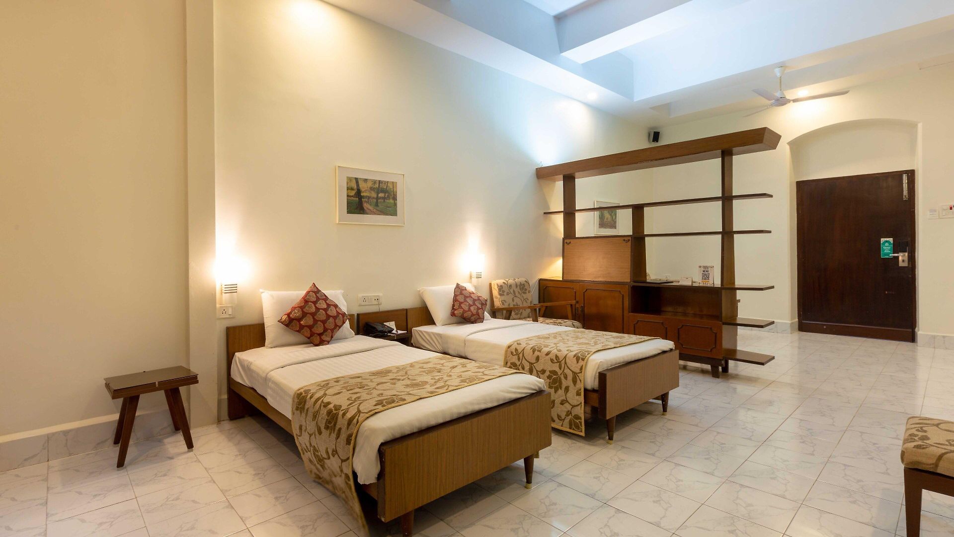 Hotel Grand - Ballard Estate, 3*