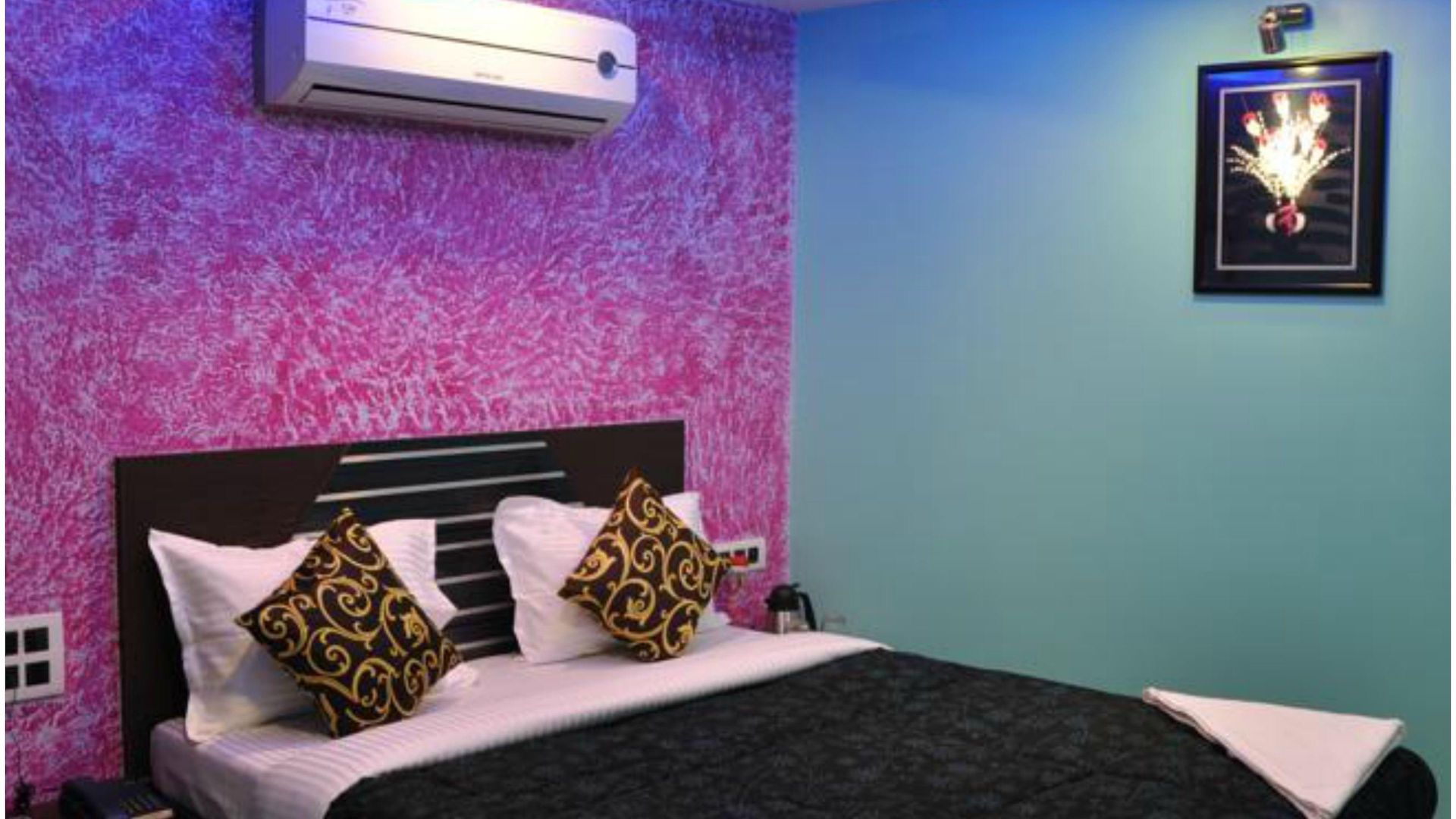 Planet Plaza 2* Mumbai