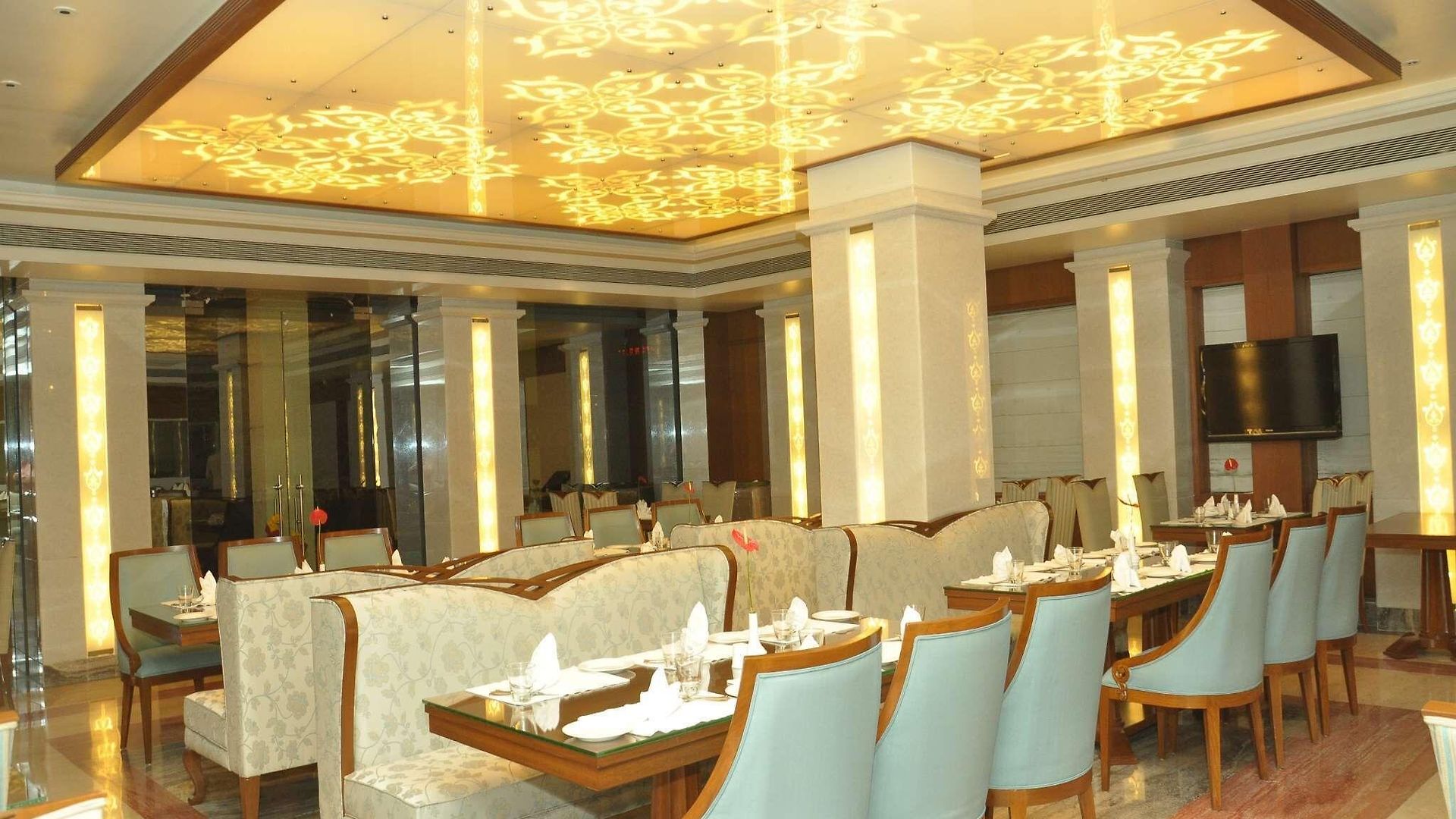 Hotel Royal Tulip