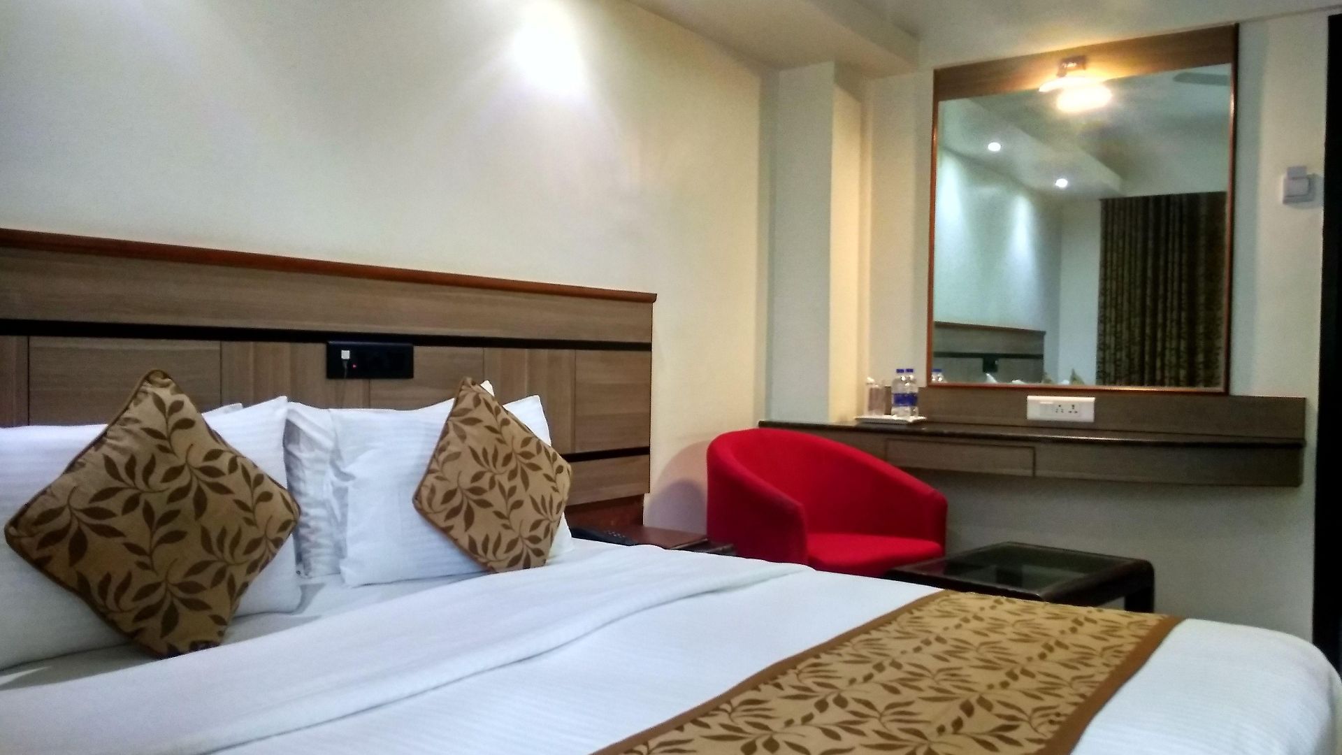 Hotel Avon Ruby Dadar Mumbai