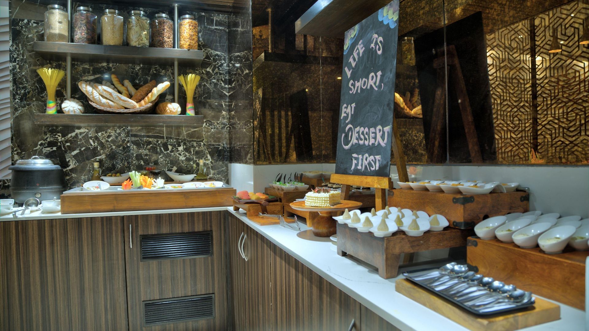 Hotel Goldfinch 4*