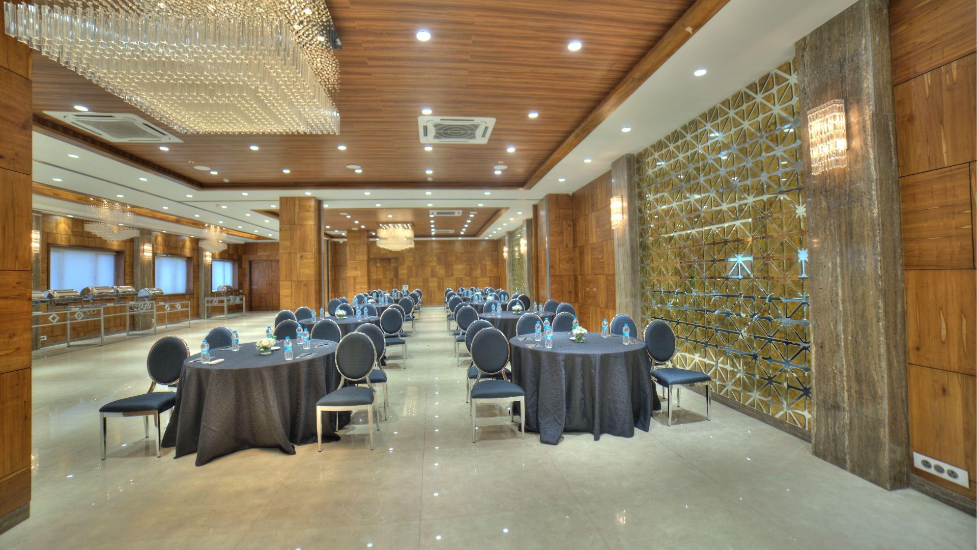 Goldfinch Hotel Mumbai