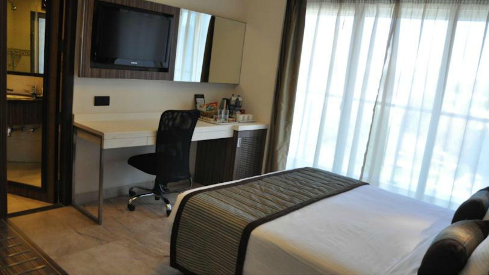 Residency Sarovar Portico Hotel