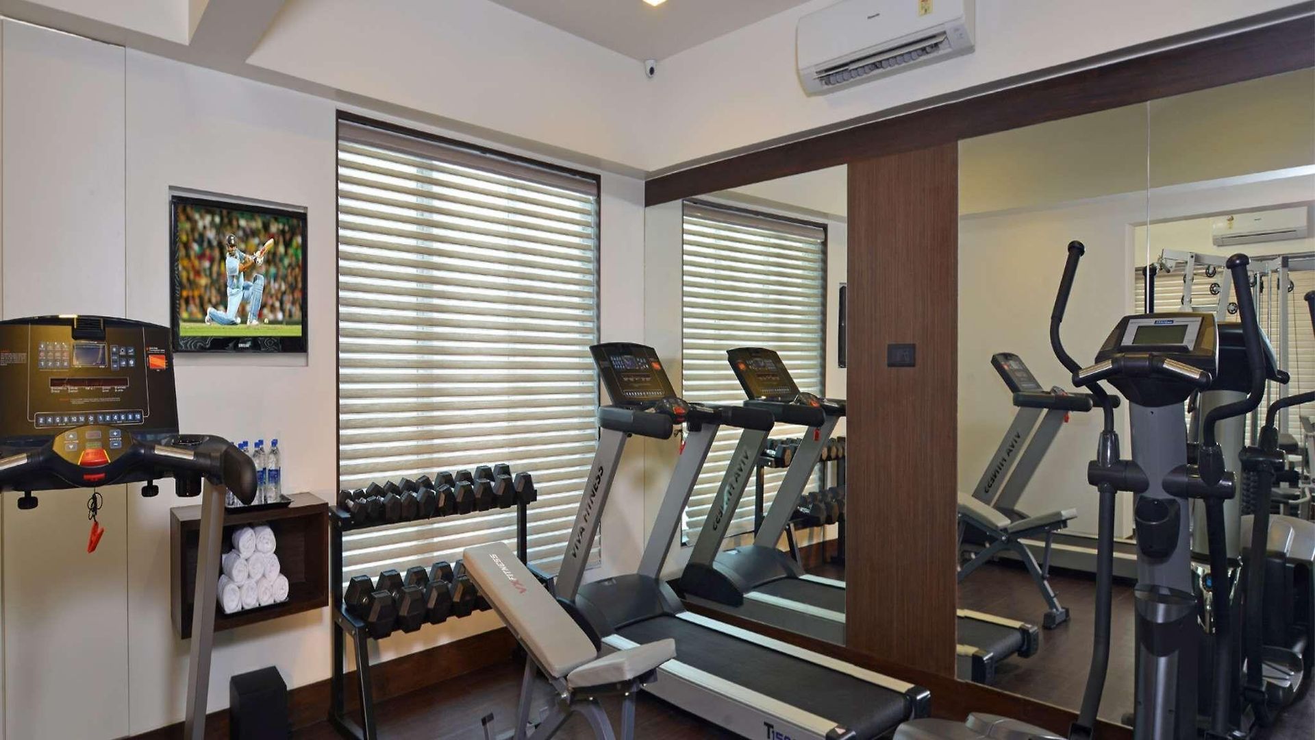 Hotel Residency Sarovar Portico