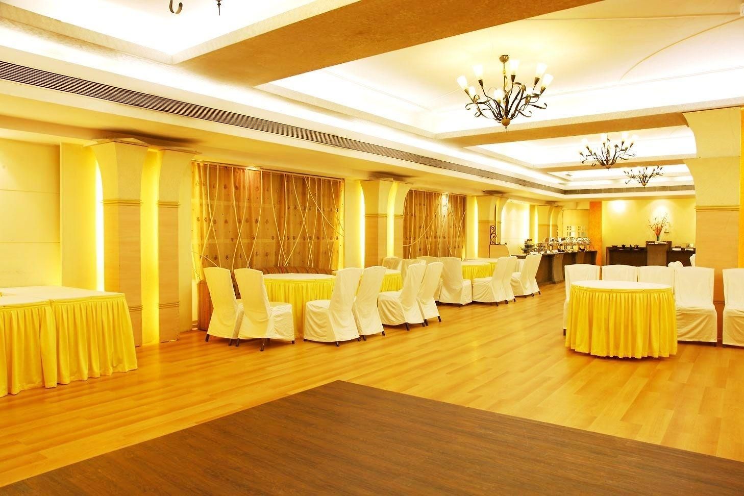 Hotel Bloom - Juhu 4*