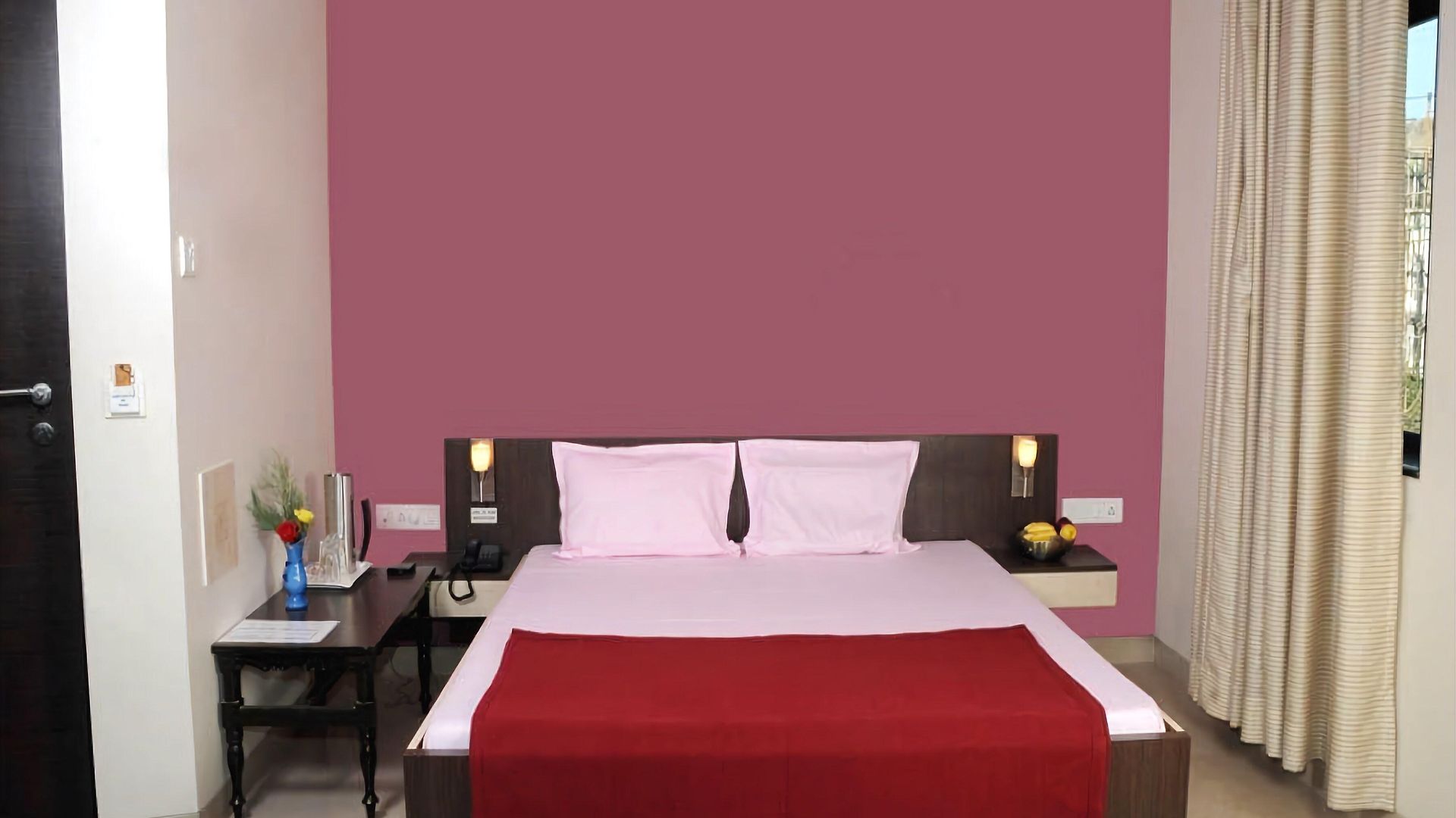 Pals Hotel Mumbai