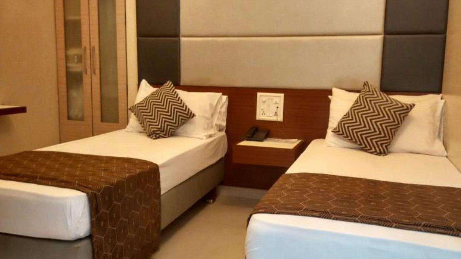 Elphinstone Hotel Mumbai