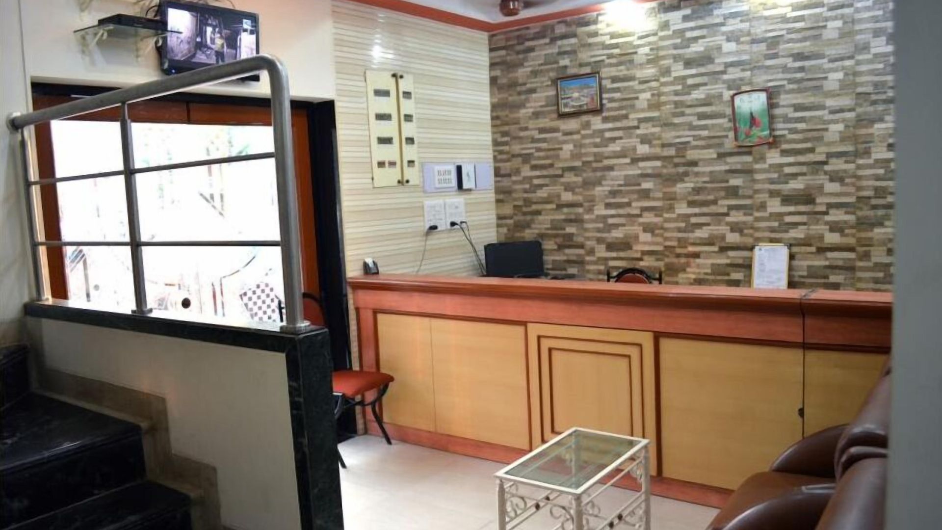 Hotel Fabexpress New Deepak - Nr & Csmt Station Mumbai