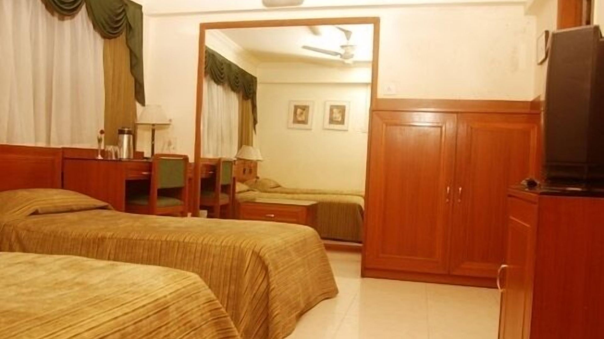 Royal Inn Mumbai