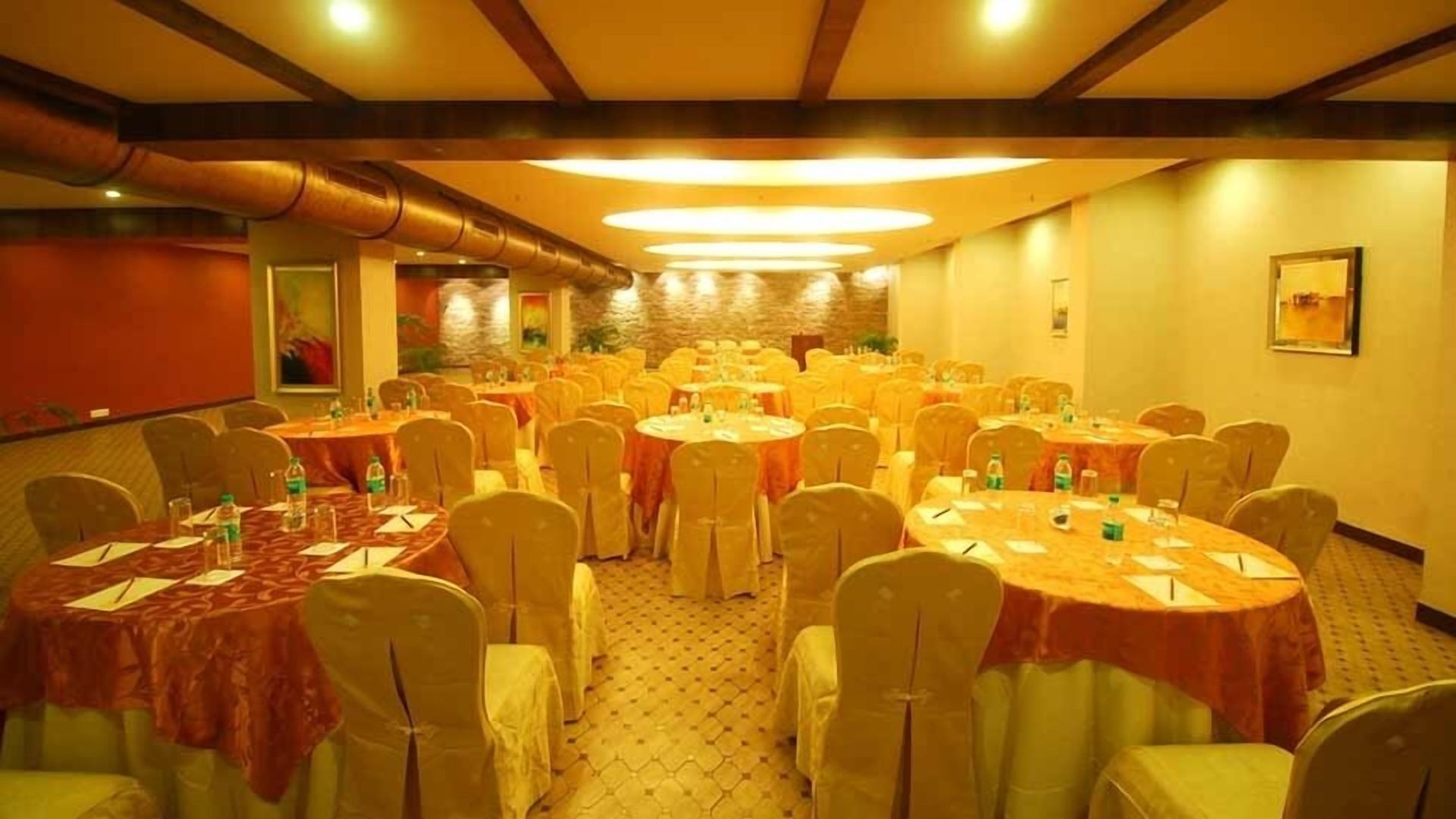 Sai Palace Hotel 3*
