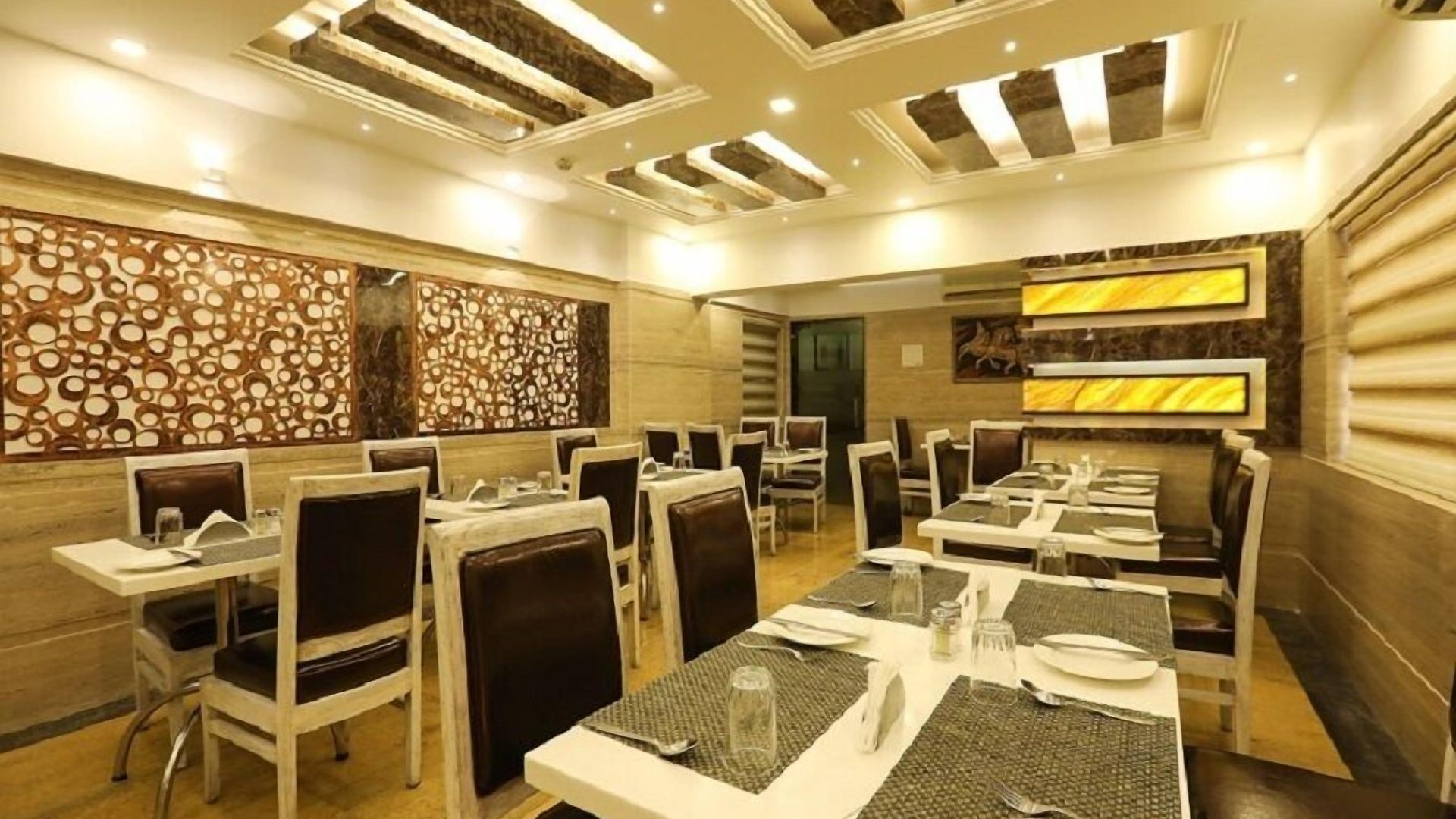 Jyoti Dwelling Hotel