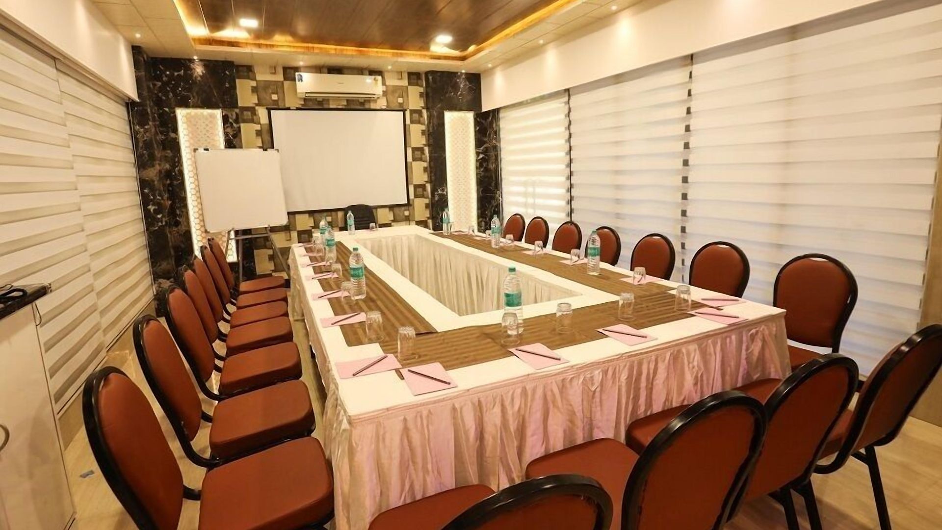 Jyoti Dwelling Hotel