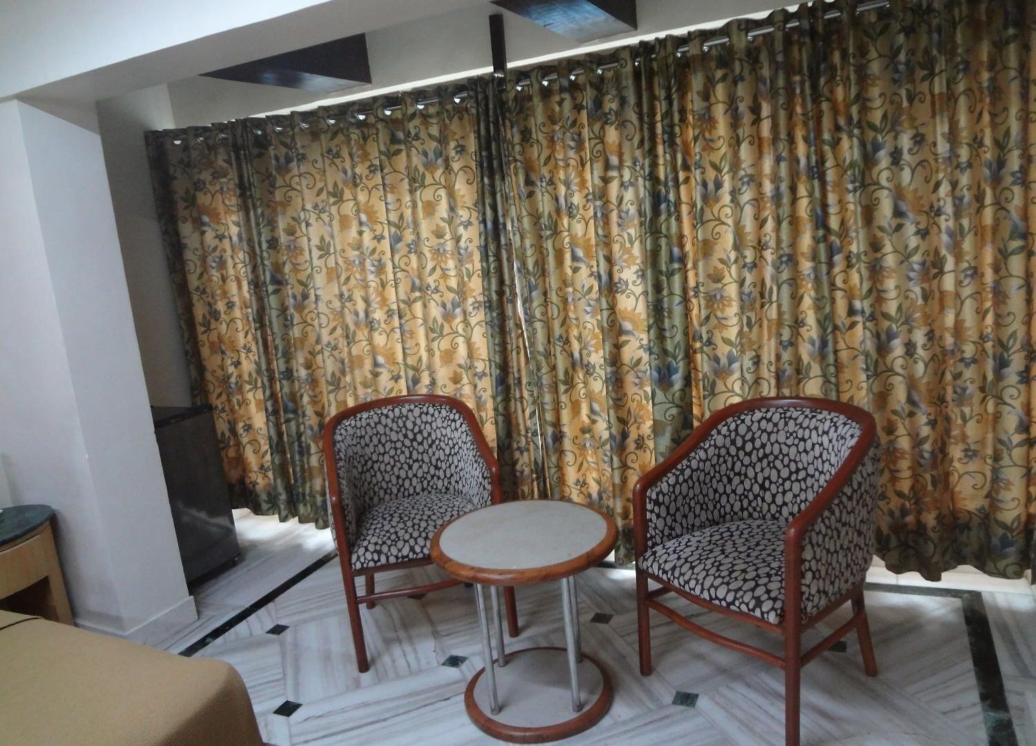 Royal Park Dockyard 3*