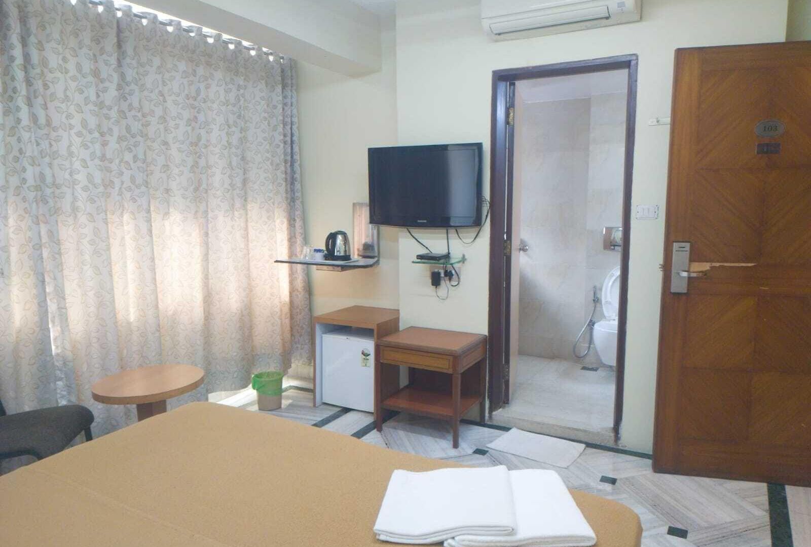 Royal Park Dockyard Hotel