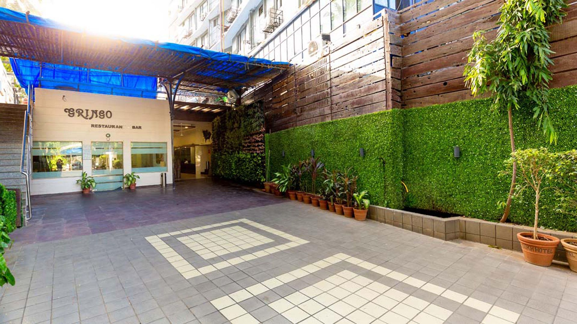 Sukh Hotel