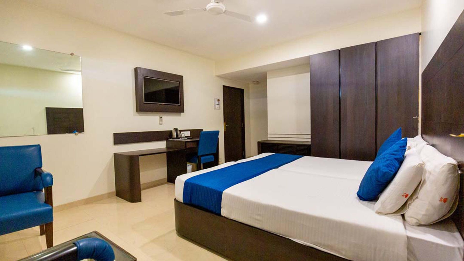 Sukh Hotel Mumbai