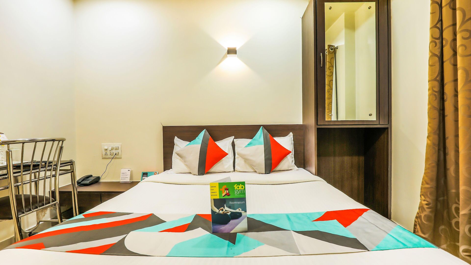Fabhotel Adore 3*
