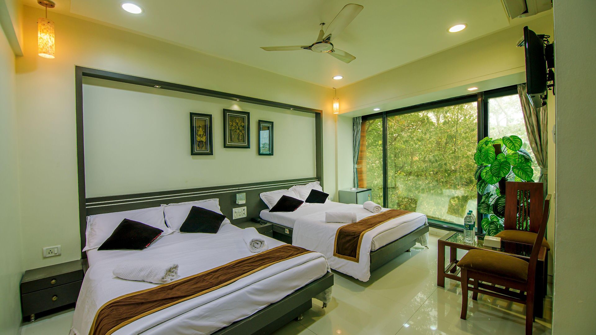 Hotel La Metro Near Bkc Mumbai