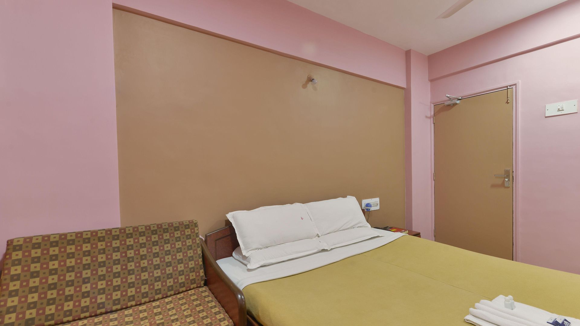 Aircraft International Hotel Mumbai