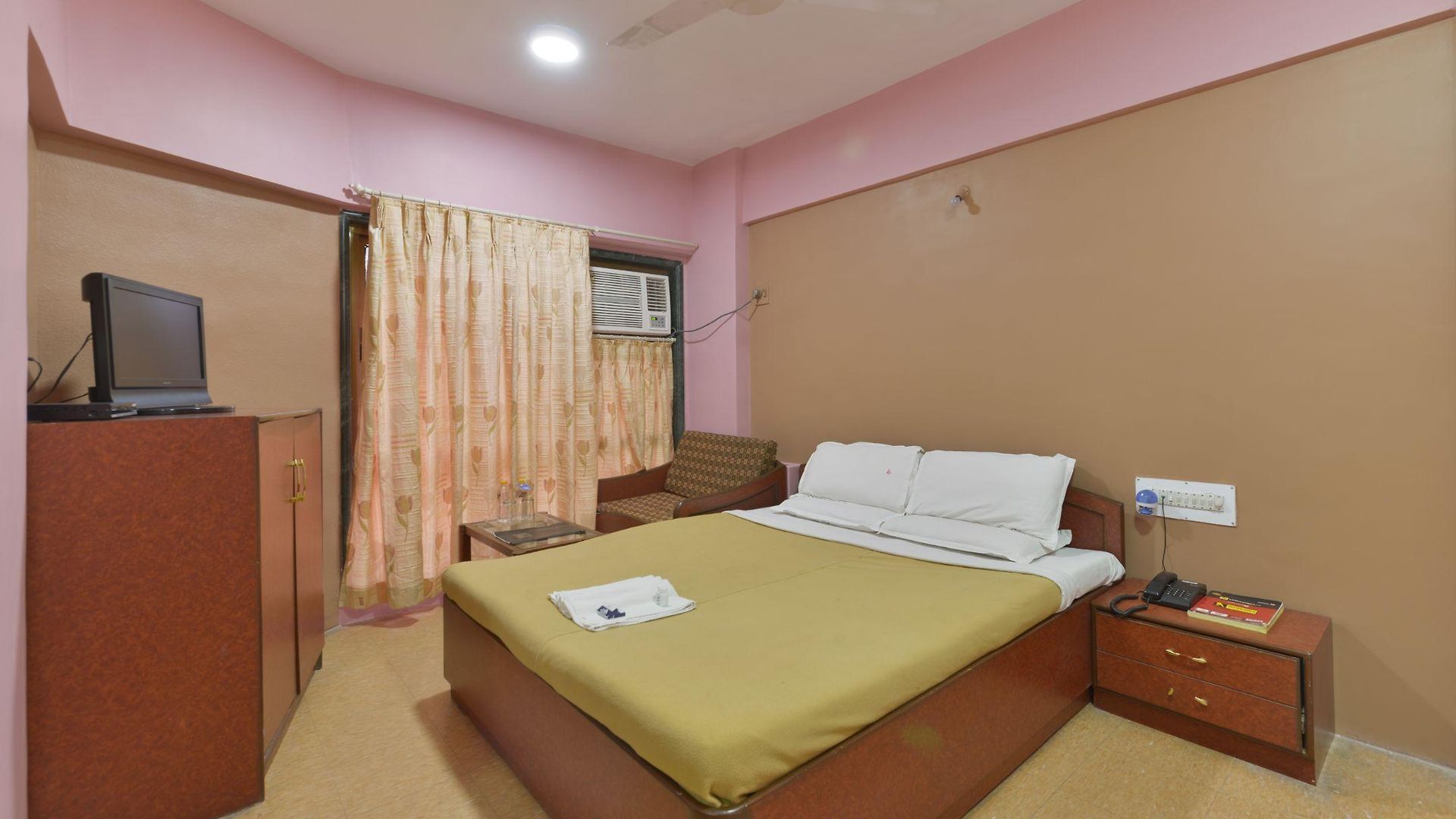 Hotel Aircraft International 2*