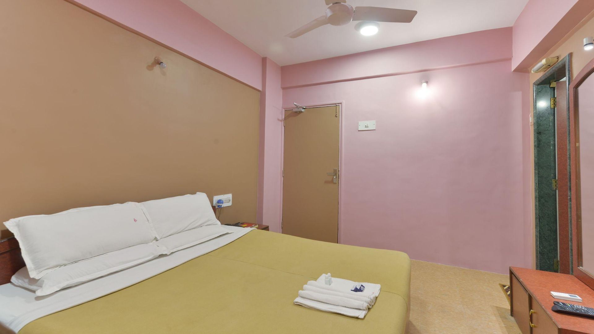 Aircraft International Hotel 2*