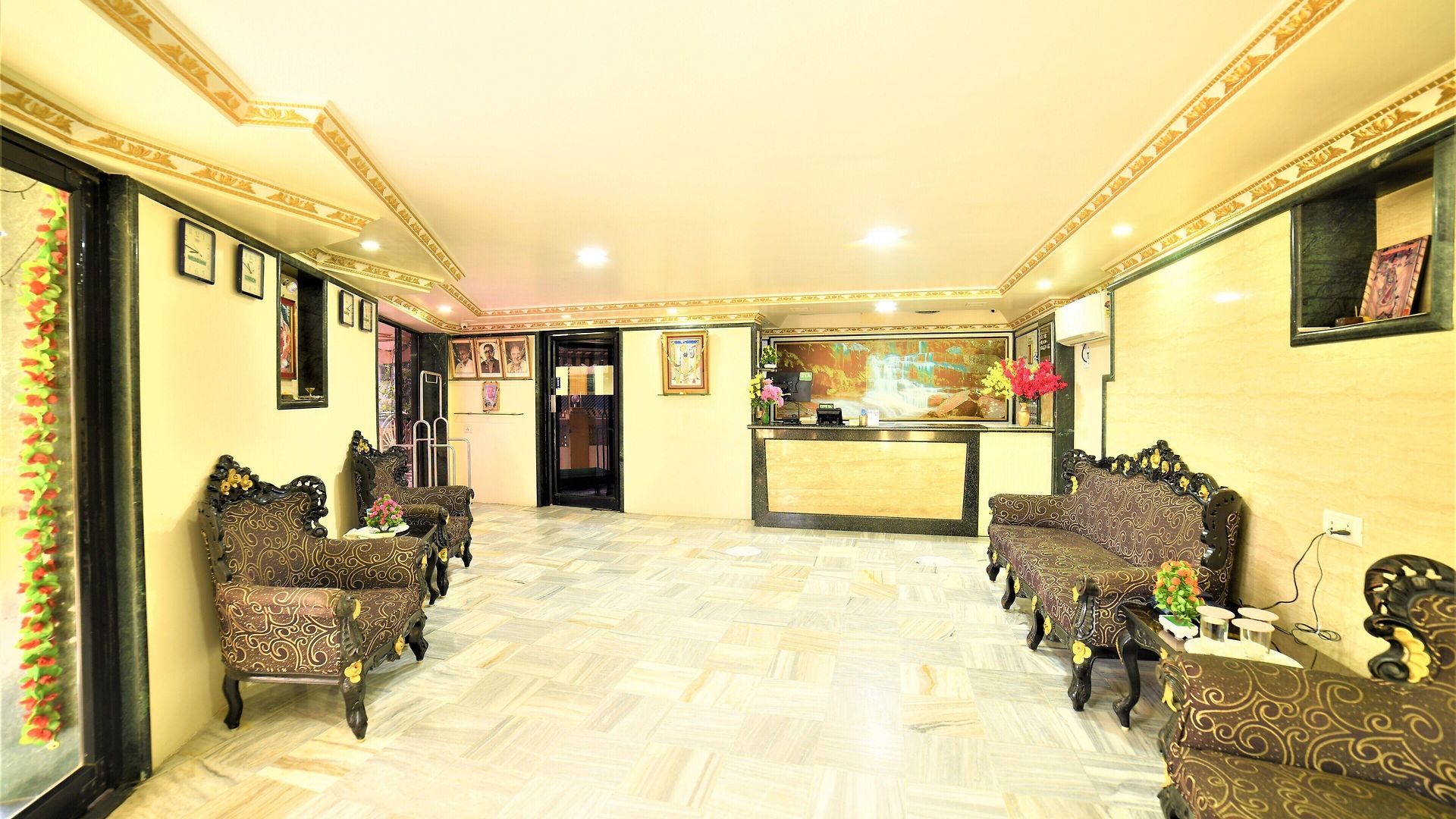 Aircraft International Hotel Mumbai