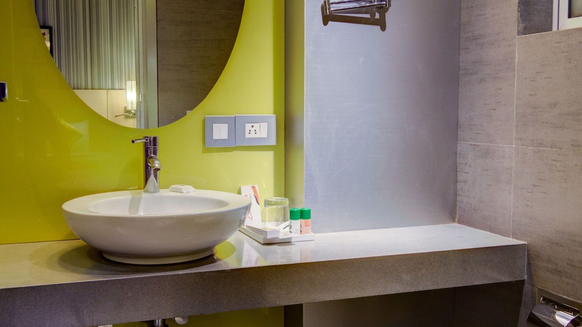 Landmark Residency Hotel 3*