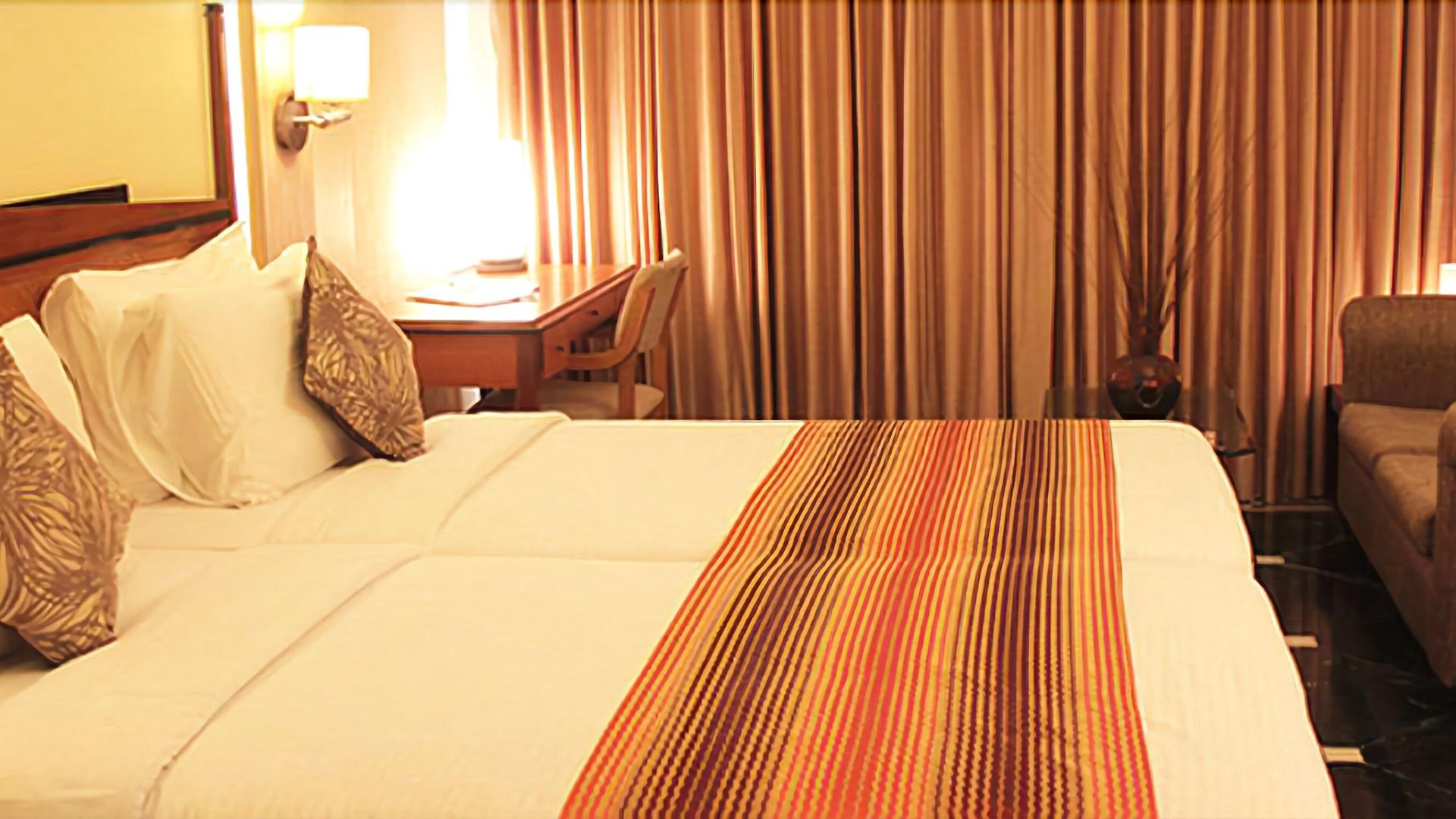 Hiltop Hotel
