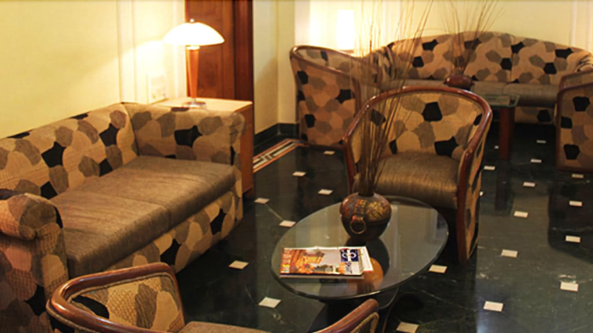 Hiltop Hotel 3*