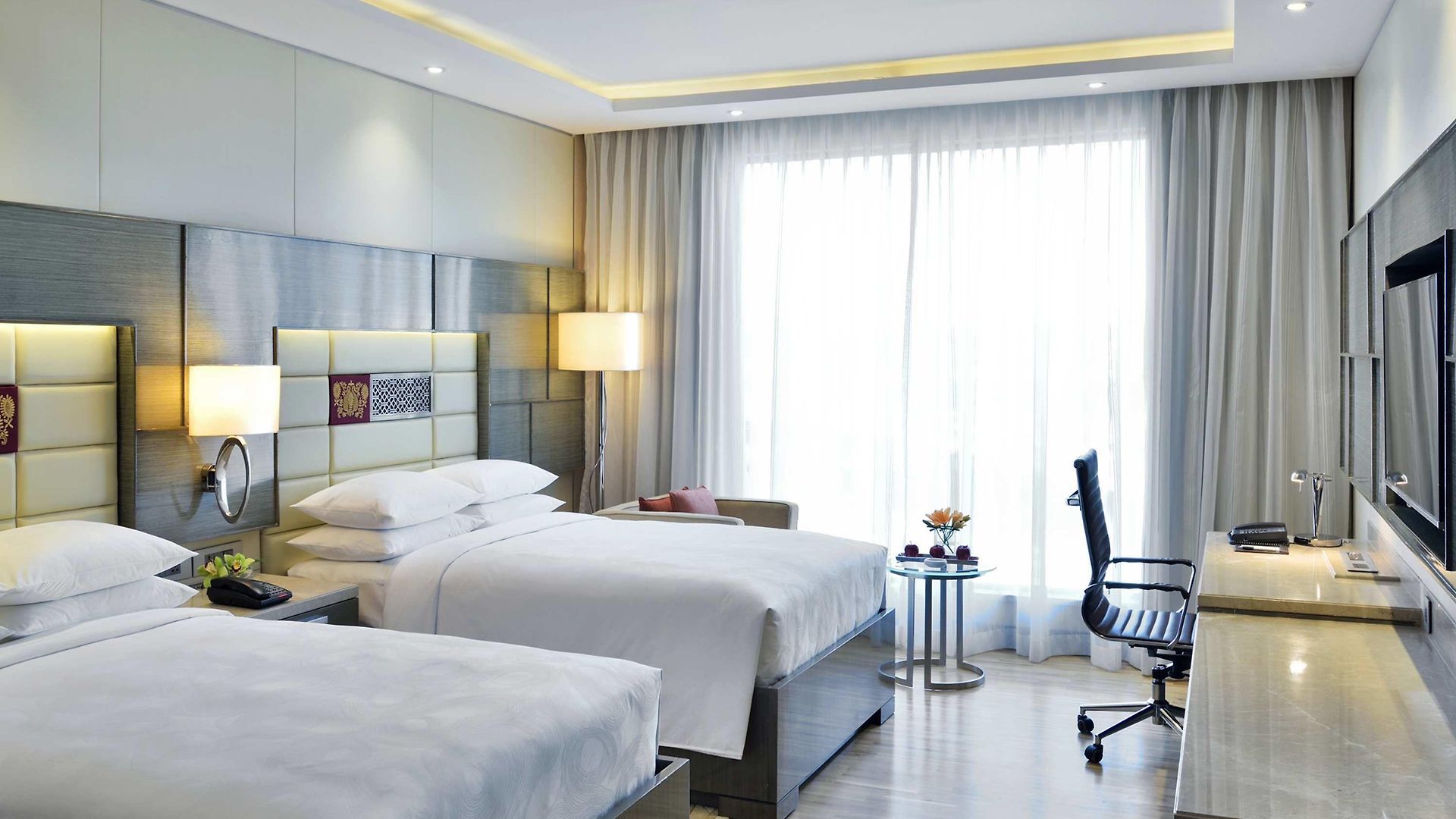 Jw Marriott Sahar Airport Hotel 5*