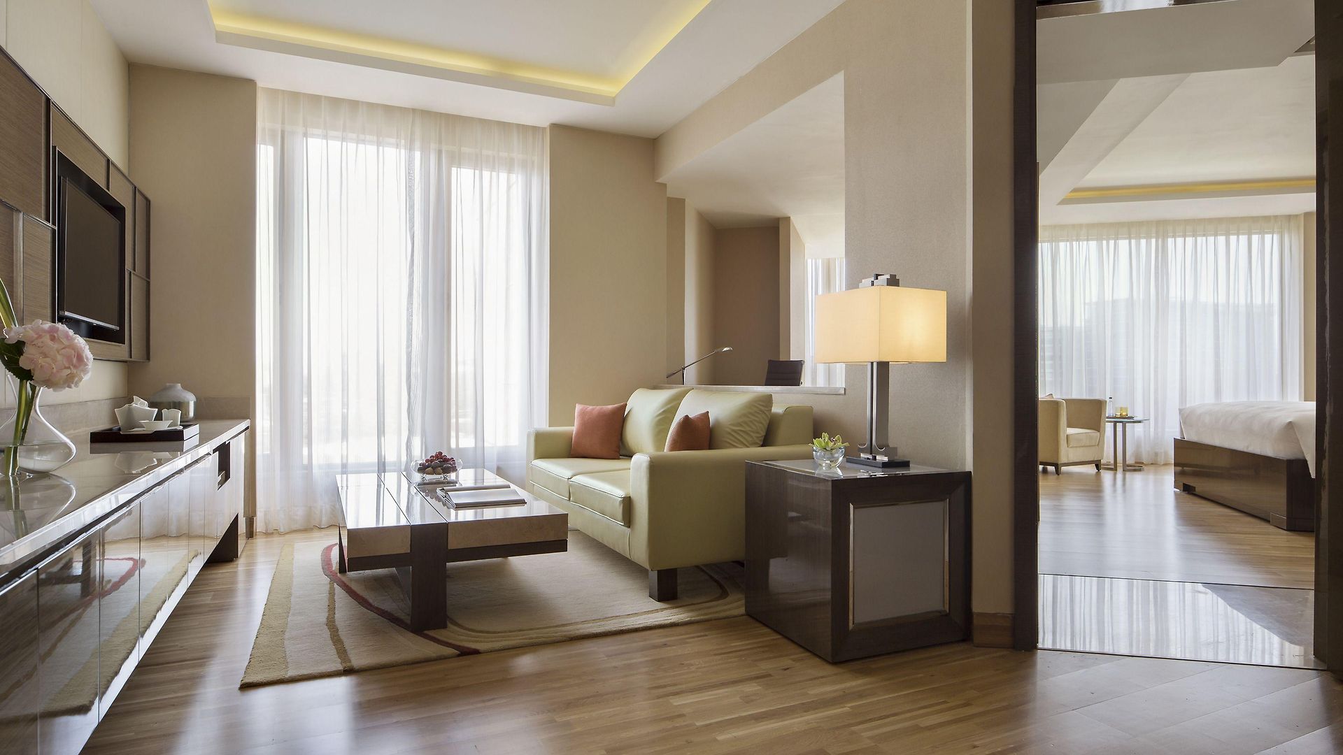 Hotel Jw Marriott Sahar Airport 5*