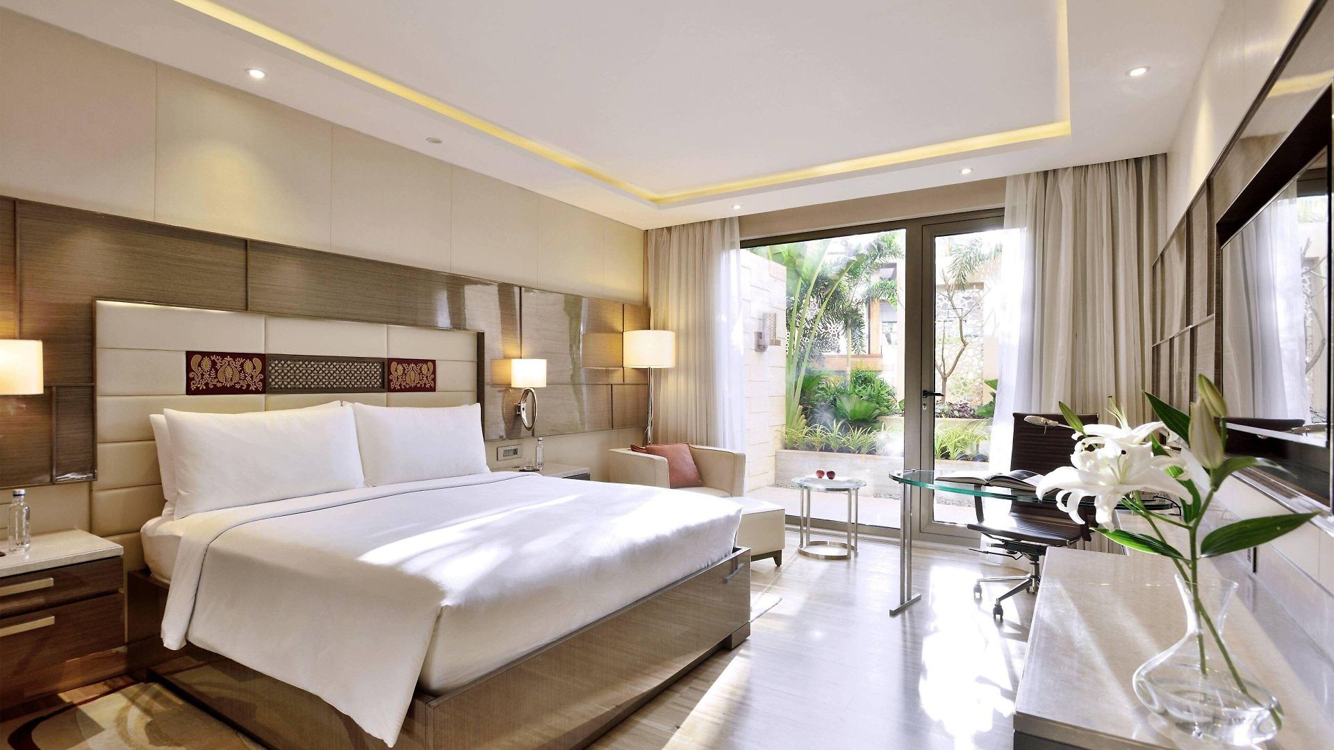 Jw Marriott Sahar Airport Hotel Mumbai