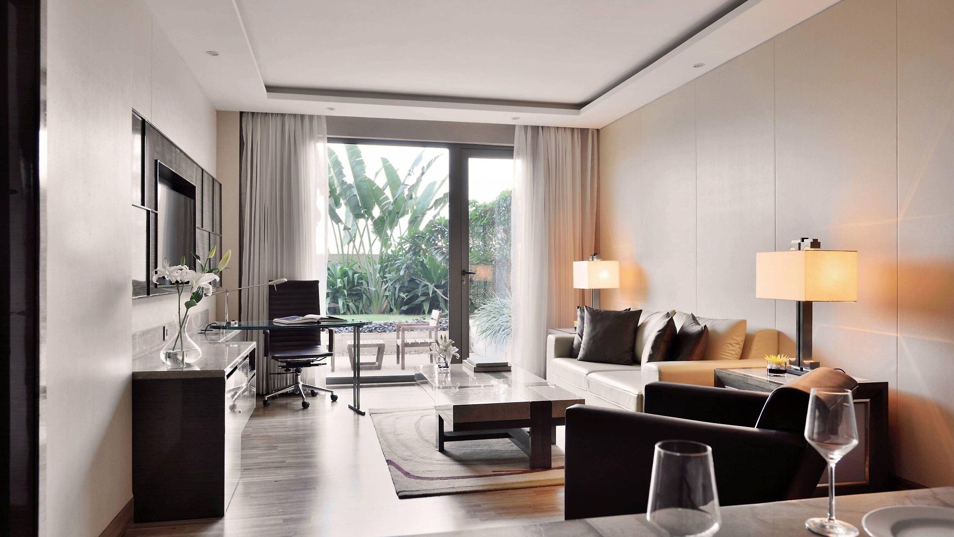 Jw Marriott Sahar Airport Hotel 5*