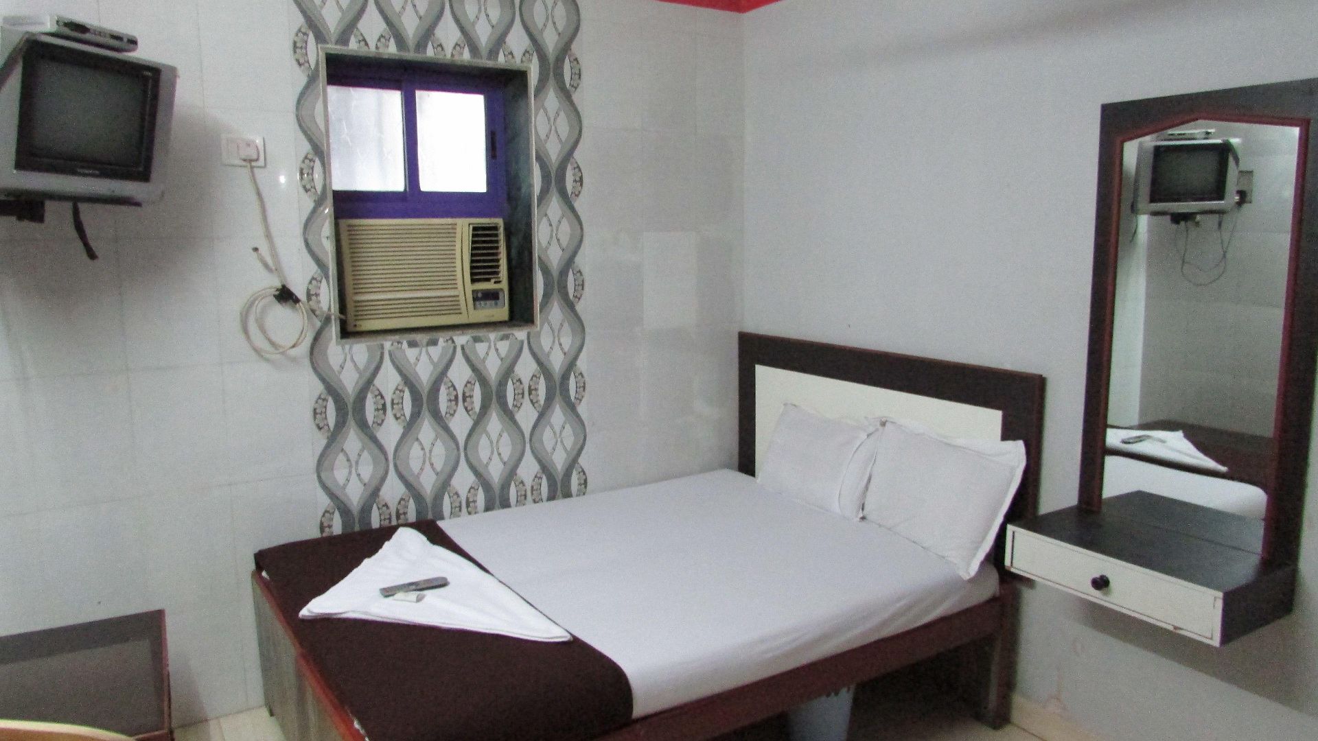 Grand Skylight Guest house Mumbai