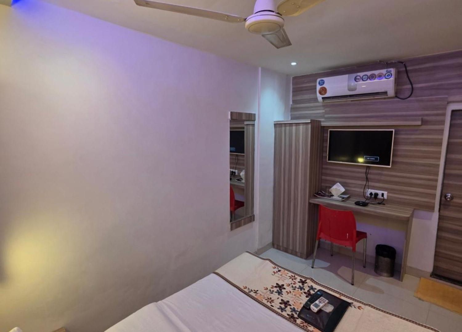 Wellingten 3* Mumbai