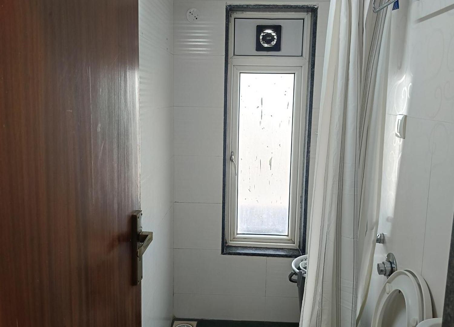 Treat Homes Service In Bkc Siddhant 401 Homestay *