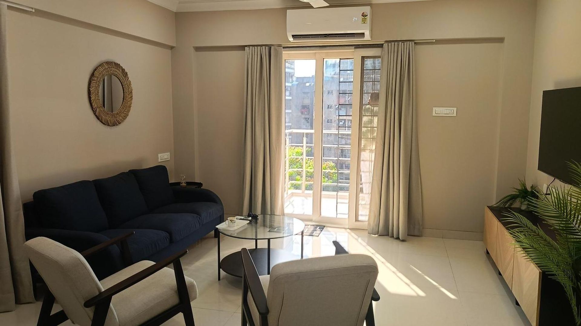 Homestay Treat Homes Service In Bkc Siddhant 401 Mumbai