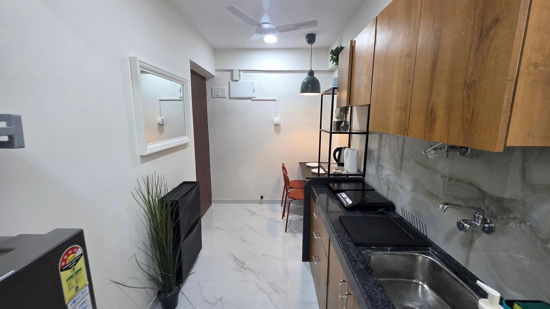 Lite - Khar West * Mumbai
