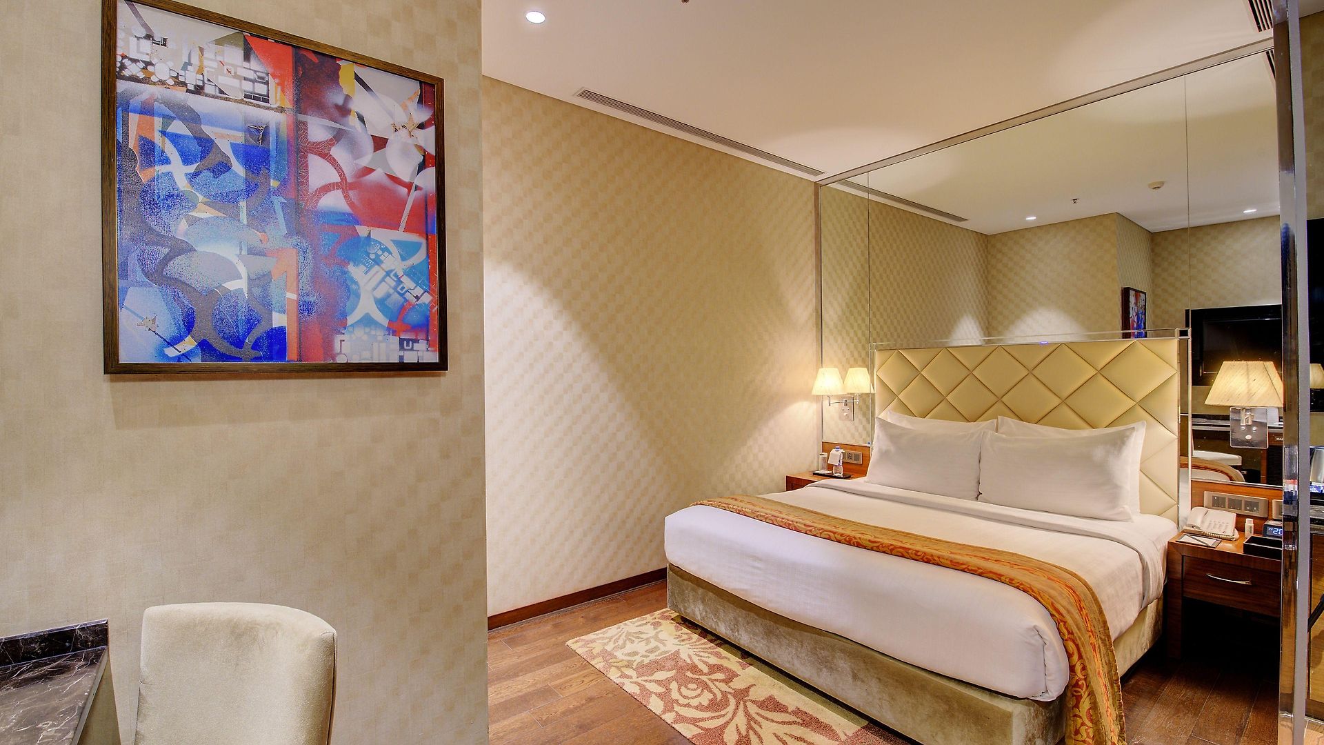 Niranta Airport Transit & Lounge Terminal 2 Arrivals/landside Hotel 4*