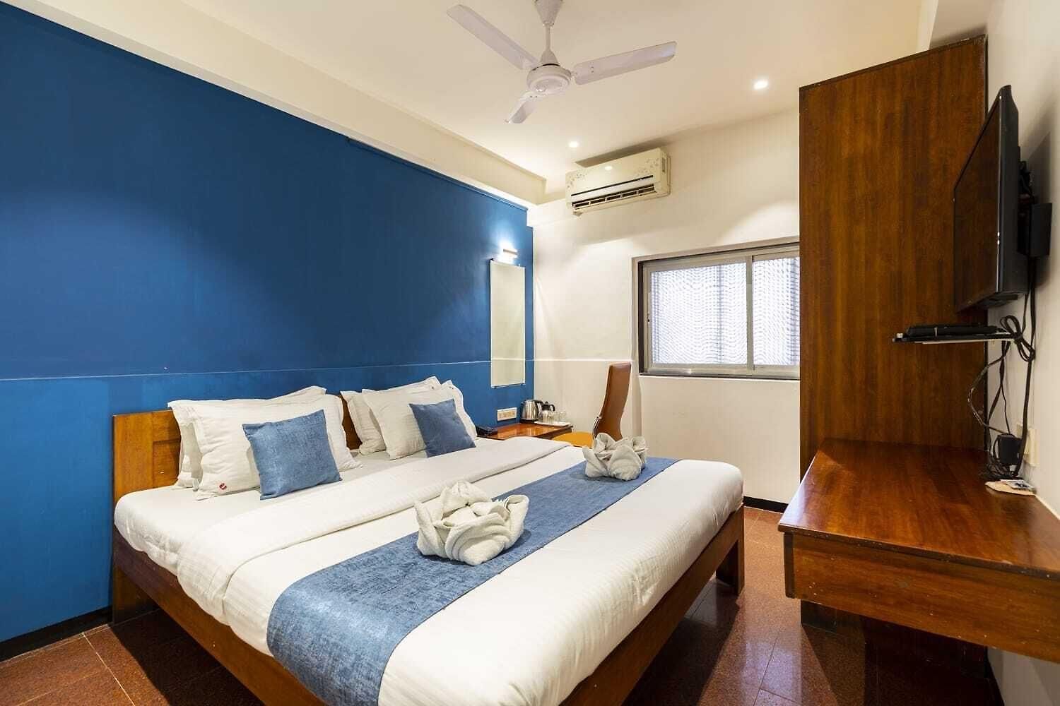 Q Deck Hotel Mumbai