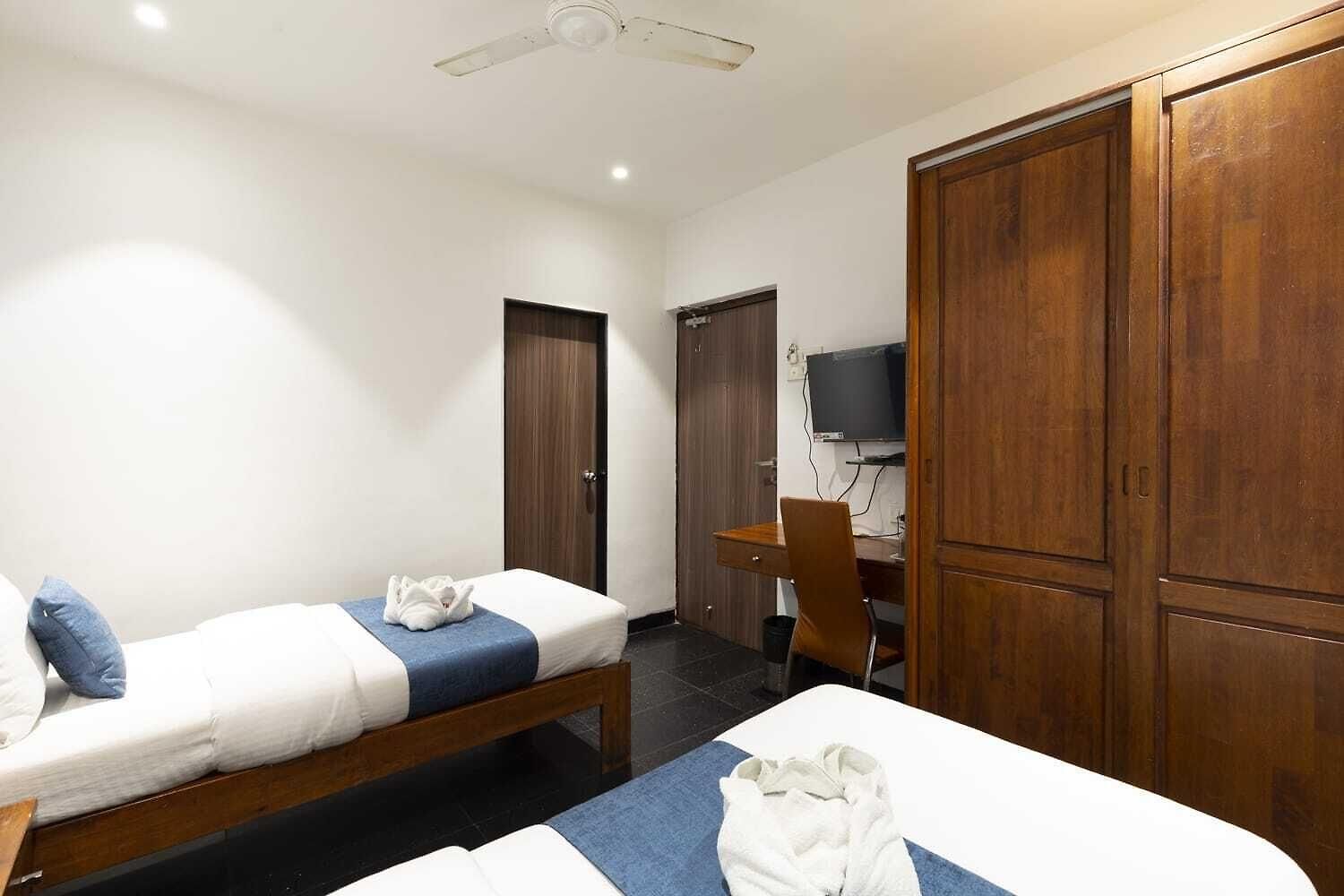 Q Deck Hotel Mumbai