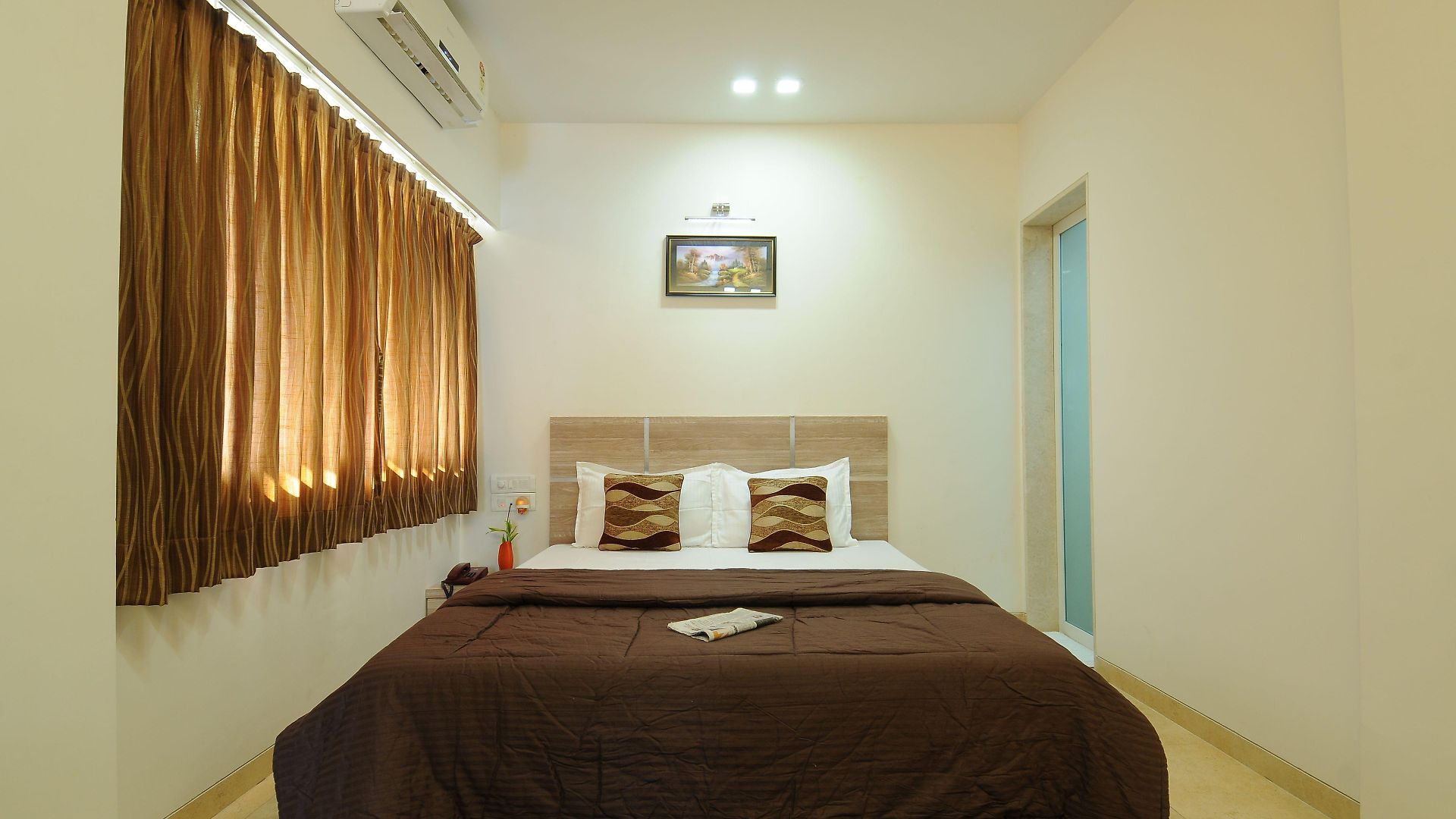 Crystal 3* Mumbai