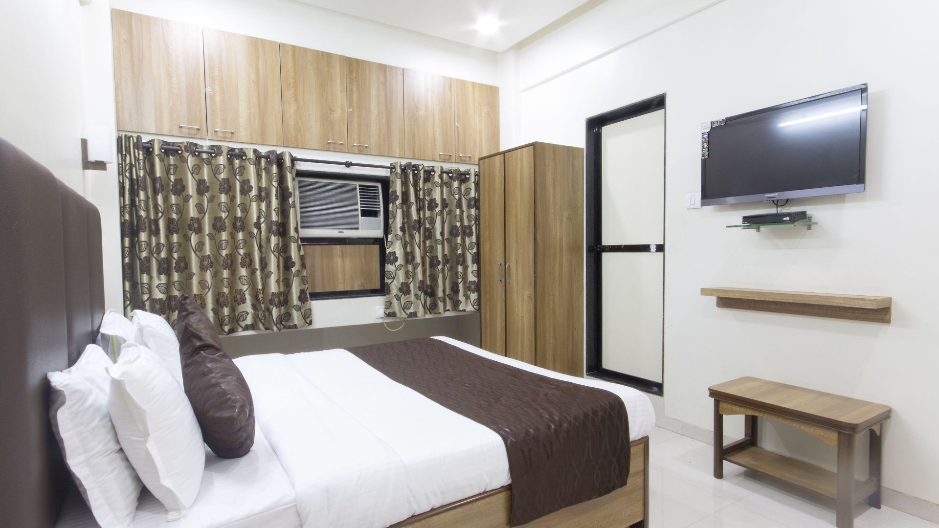 Oyo 935 Palkhee Hotel 3*
