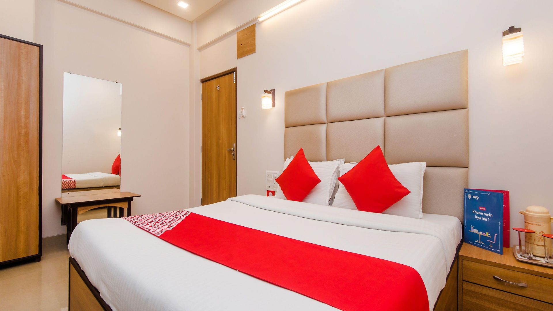 Oyo 935 Palkhee Hotel