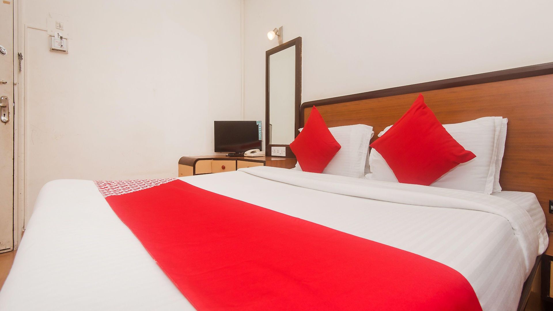 Oyo 935 Palkhee Hotel 3*