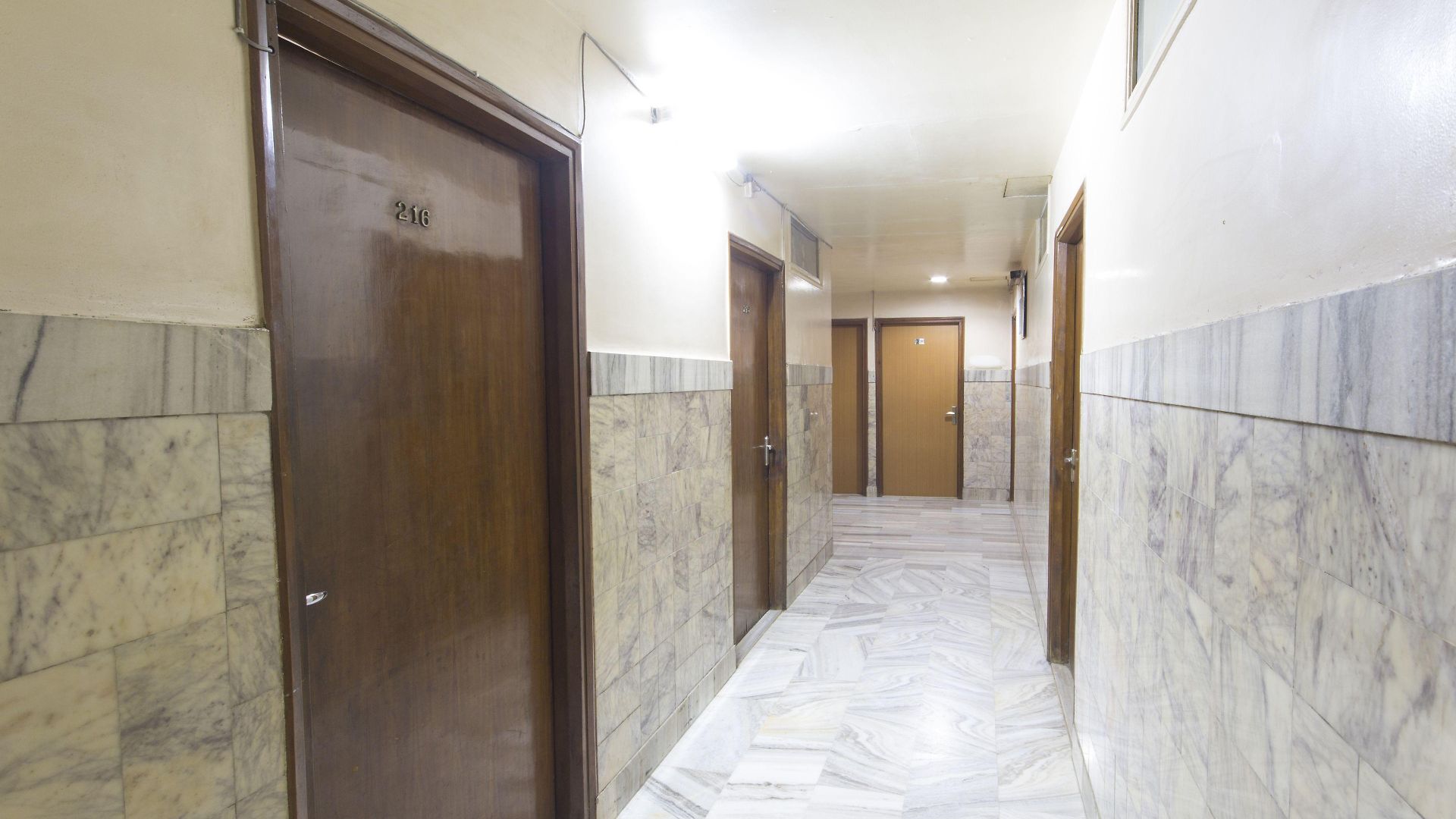 Oyo 935 Palkhee 3*