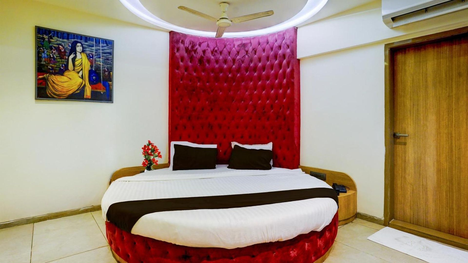Hotel Super Townhouse Oak New Nashik Highway Kalyan Bhiwandi 4*