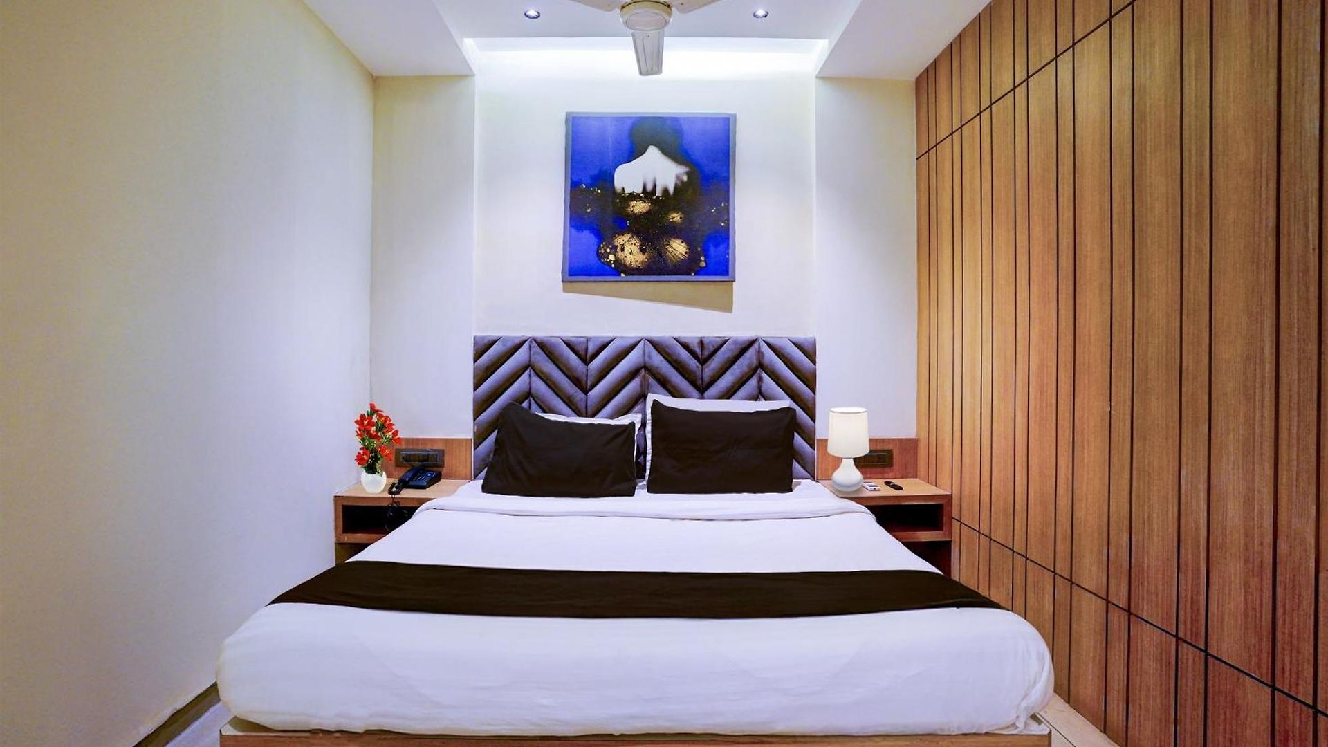 Hotel Super Townhouse Oak New Nashik Highway Kalyan Bhiwandi 4*